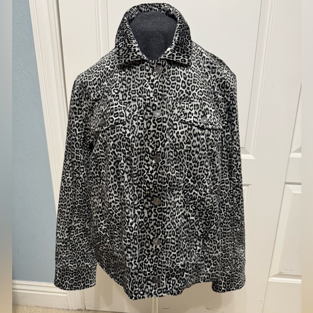 NWO TAGS Chico's Black and Gray Animal Print Jacket size 3 or XL